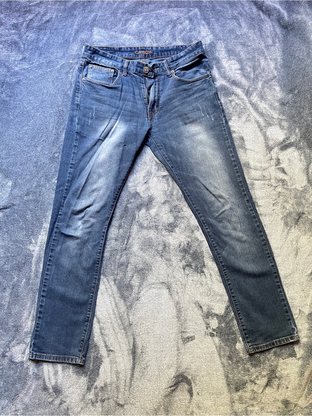 Carbon Men Slim Straight Jeans in Dark Blue Wash